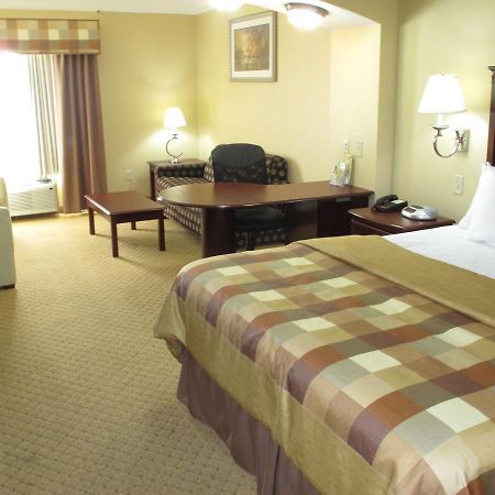 La Quinta Inn & Suites Fultondale Zewnętrze zdjęcie